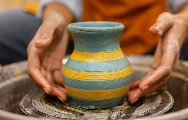 Paint Pottery-01